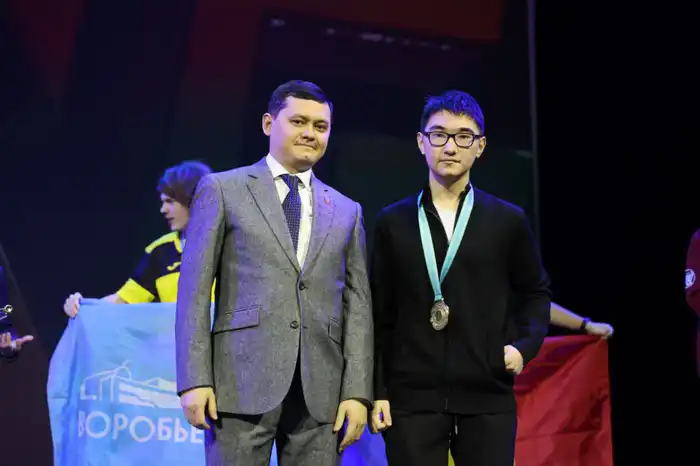 Столичные школьники продемонстрировали выдающиеся достижения на Международной Жаутыковской олимпиаде, укрепляя репутацию образовательной системы {city2}