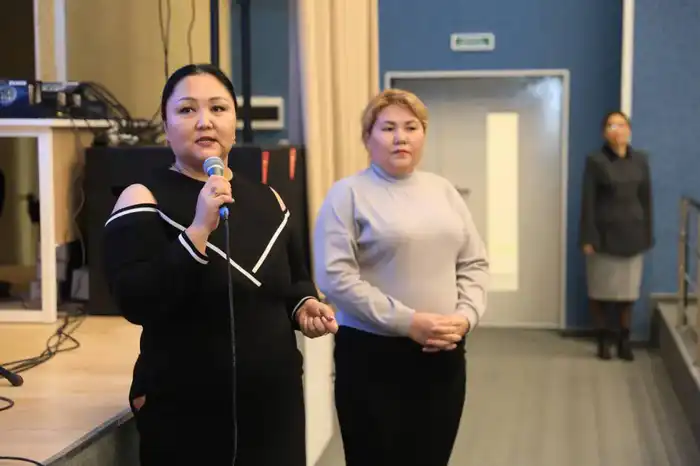 Аким области посетил новую школу на 2000 мест в микрорайоне Есет батыр {city2}