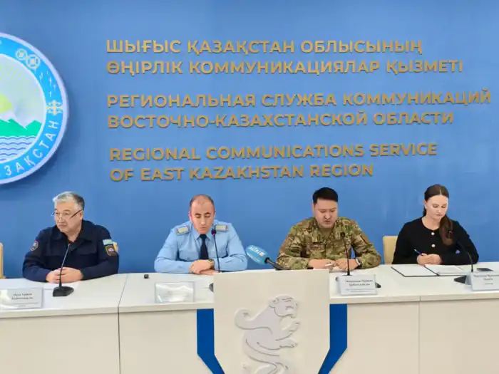 Сотрудники ДЧС ВКО рассказали о мерах безопасности в морозы (3)