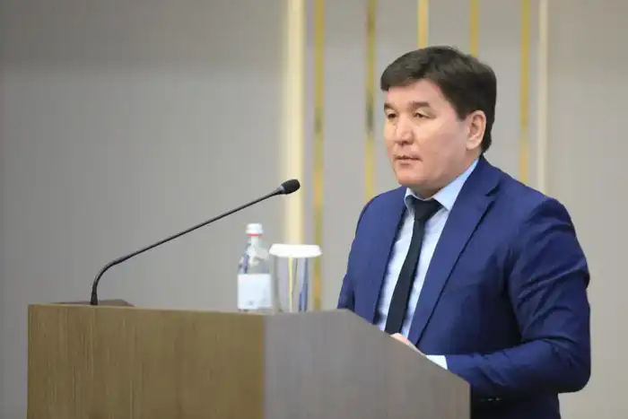 Усиление зимнего содержания дорог в Актюбинской области: последствия для безопасности и транспортной инфраструктуры {city2}