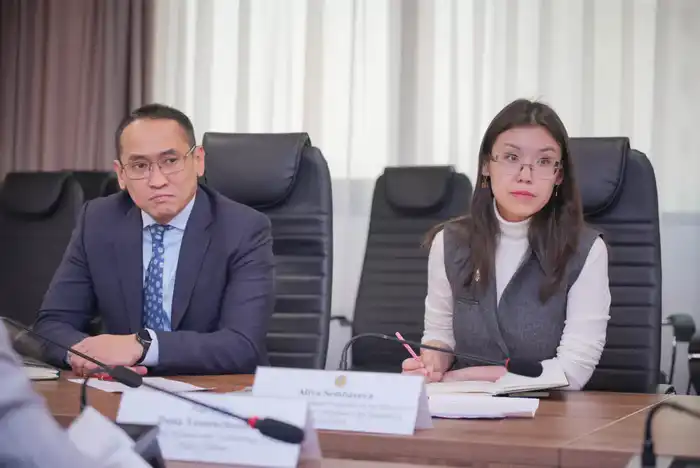 Обсуждены вопросы расширения совместных научных исследований (5)