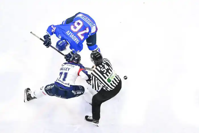 «Торпедо»: овертайм не помешал финальному триумфу! {city2}