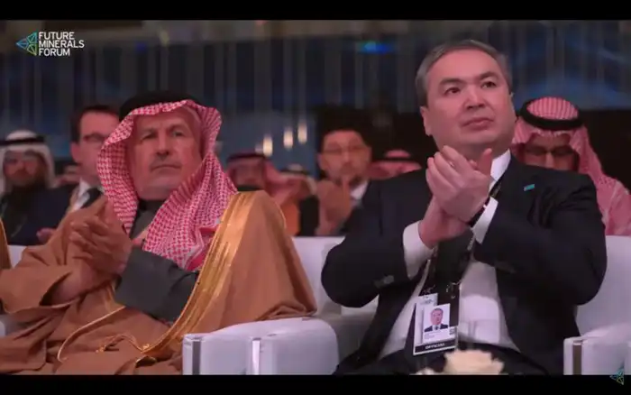 Ерсайын Нагаспаев обсудил сотрудничество в минеральном секторе на международном форуме в Саудовской Аравии {city2}