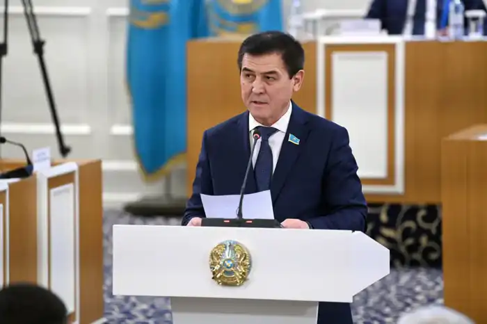 Обсуждение конституционной реформы: ключевые решения и их влияние на будущее страны {city2}