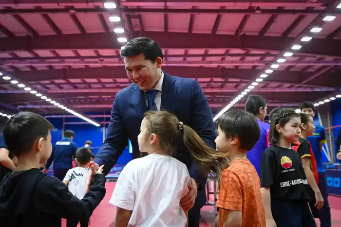 Развитие спортивной и туристической инфраструктуры в Актюбинской области: визит министра туризма и спорта РК Ербола Мырзабосынова {city2}