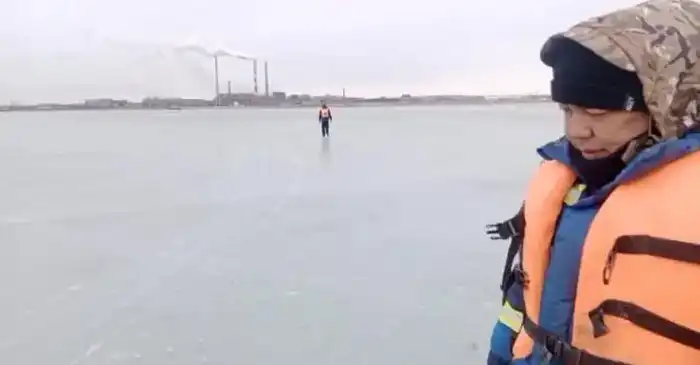 Бухту Бертыс на озере Балхаш очистили от 6 километров браконьерских сетей (3)