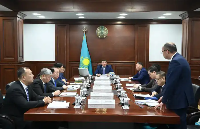 Рассмотрены вопросы развития сферы цифровизации и искусственного интеллекта (4)