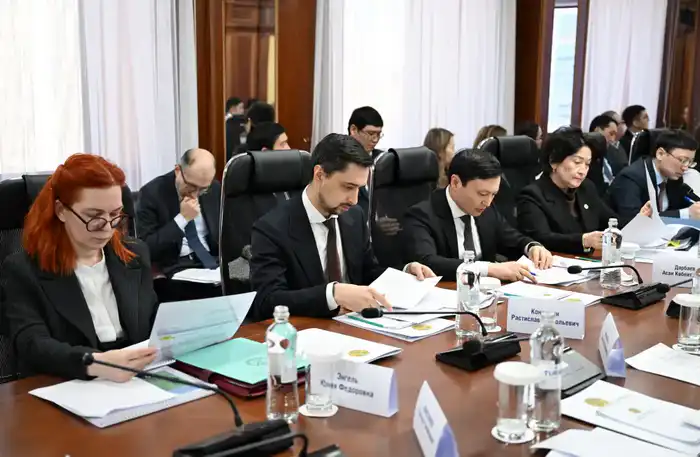 Обсуждение исполнения международных антикоррупционных рекомендаций в Казахстане {city2}