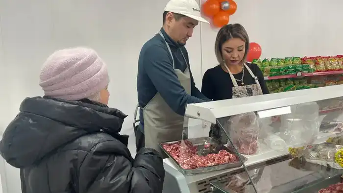 В Караганде открылся социальный павильон с продуктами от фермеров Каркаралинского района (7)