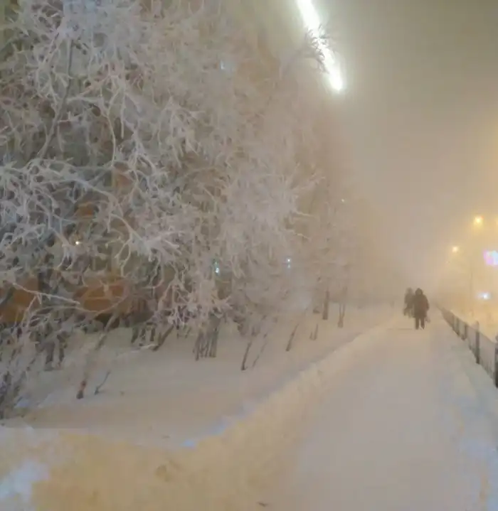 Снижение температуры в ВКО: усиленный режим работы теплоисточников для предотвращения перебоев в теплоснабжении {city2}