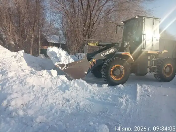 Около 70 тысяч кубометров снега вывезли из Астаны за ночь (7)