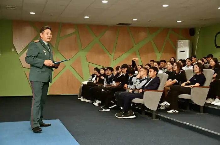 19 января – День стражей морального компаса вооруженных сил {city2}