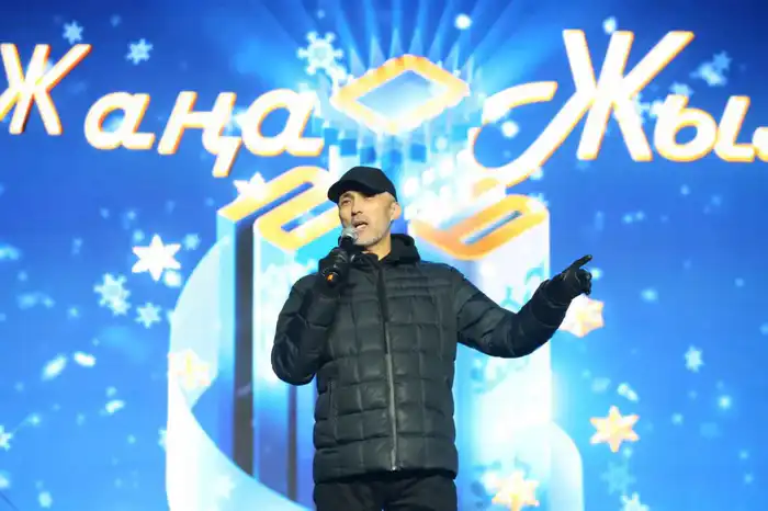 Туристы из Дубая отмечают доброжелательность казахстанцев на новогоднем шоу Алматы (8)