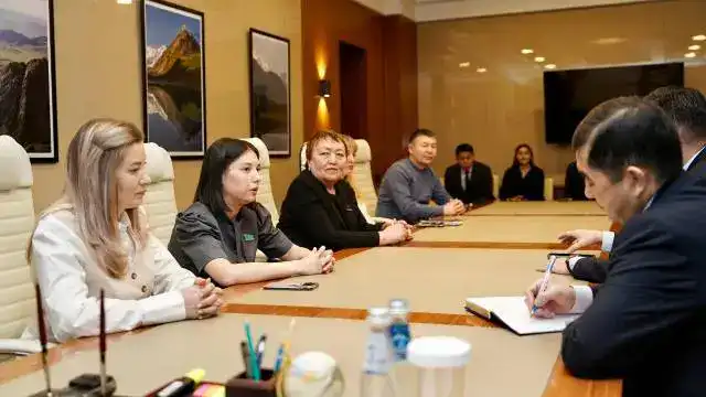 Обсуждение развития региона ВКО с депутатами Мажилиса: акцент на социальное предпринимательство и трудоустройство людей с особыми потребностями {city2}