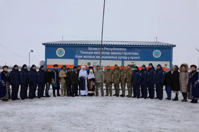 В Шетском районе впервые появился реанимобиль для помощи на трассах (4)