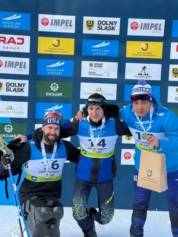 Ербол Хамитов завоевал бронзовую медаль на Кубке мира по пара биатлону в Якушице {city2}