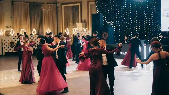 Кастинг на благотворительный бал в Караганде {city2}