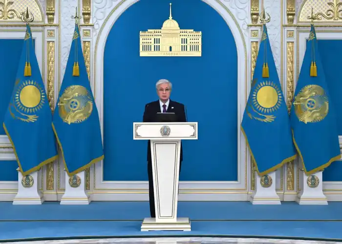 Президент вручил Государственный флаг знаменосцам олимпийской и паралимпийской команд Казахстана (4)