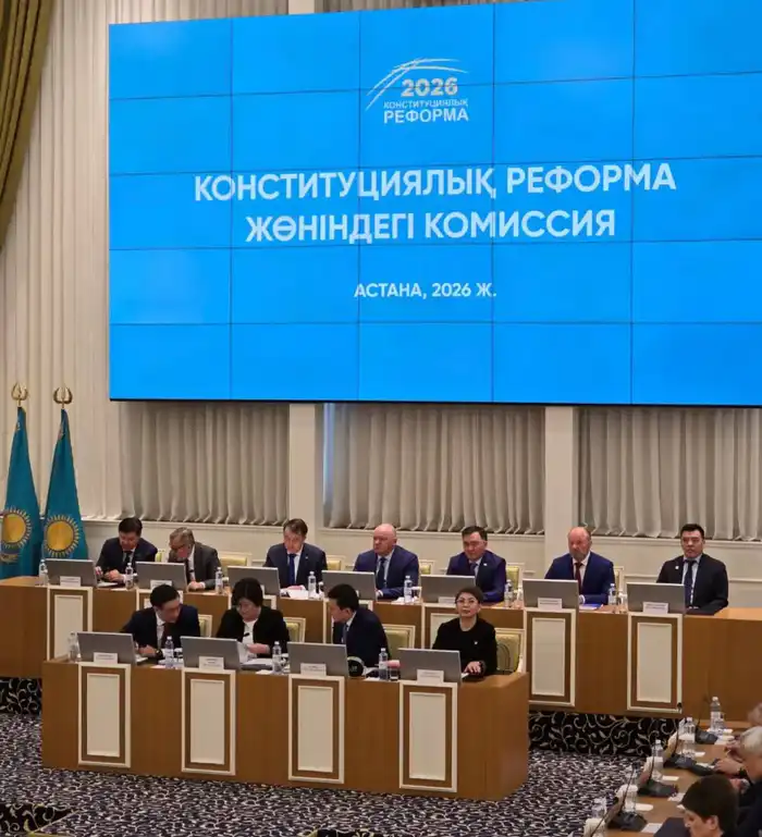 Председатель Высшего Судебного Совета Дмитрий Малахов принял участие в очередном заседании Конституционной комиссии (2)