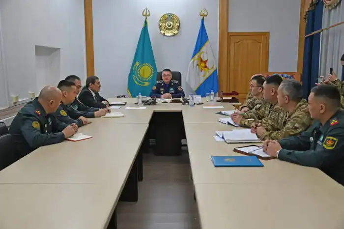 Дисциплина и быт: замминистра проверил войсковые части Карагандинского гарнизона (7)