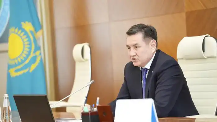 Строительство крытого футбольного стадиона на 5000 мест в Усть-Каменогорске {city2}