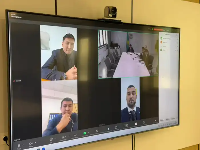 Граждане озвучили проблемы с жильём на приёме у вице-министра Куандыка Кажкенова {city2}