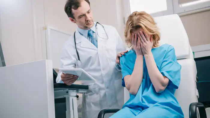 Казахстанские пациенты в 2025 году: более половины жалоб связаны с отказами в госпитализации {city2}