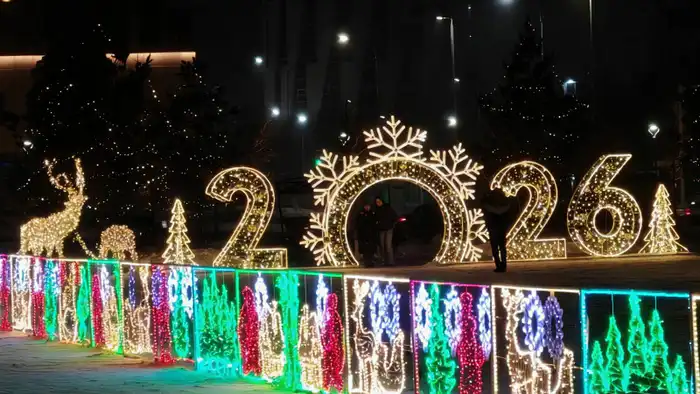 Первые дни Нового 2026 года: как погода в Астане, Алматы и Шымкенте повлияет на праздничные настроения и планы горожан {city2}