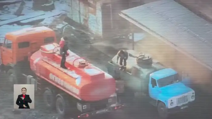 Воровство бензина в Шымкенте: схема хищения нефтепродуктов с НПЗ пресечена МВД {city2}