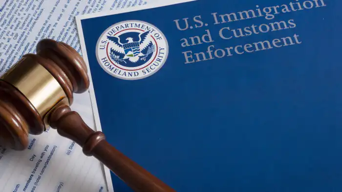 Казахстанцы столкнутся с новыми ограничениями на получение иммиграционных виз в США с 2026 года: что это значит для будущих мигрантов? {city2}