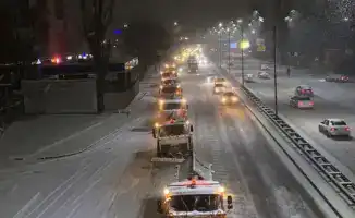 Усиленный режим коммунальных служб Алматы во время снегопада