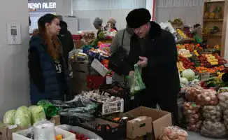 Сельскохозяйственная ярмарка в Астане: фермеры предлагают свежие продукты по доступным ценам