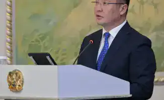 Асаин Байханов отчет перед общественным советом о развитии образования и инвестициях в Павлодарской области