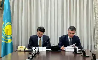 Связь на трассах: Казахстан готовит мобильный прорыв!