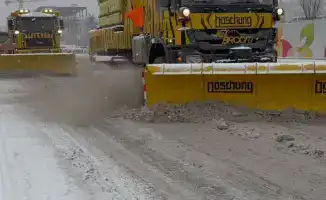 В Алматы продолжается уборка снега: вывезено 11 250 кубометров