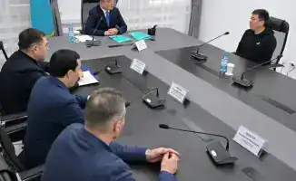 Жители Павлодара озвучили важные вопросы на личном приеме у акима области Асаина Байханова