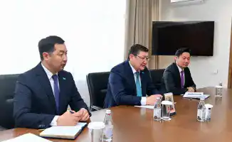 Обсуждение реализации президентских задач и социальных вопросов в Казахстане