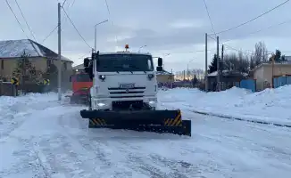 Эффективность уборки снега в Астане: задействовано более 3000 рабочих и почти 1400 единиц техники