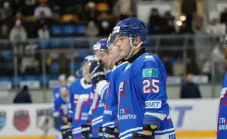 Аким ВКО отметил достижения хоккейной команды «Торпедо» на международной арене