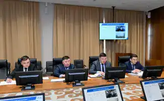 Аким области Абай обсуждает выполнение задач на 2025 год с руководителями управлений