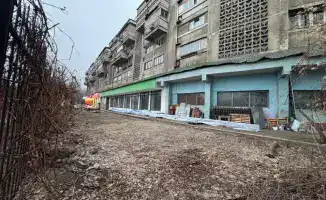 В Алматы завершено снос незаконного строения после решения суда