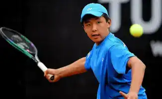 Успех Зангара Нурланулы на турнире J300 в Австралии: новый этап для казахстанского тенниса