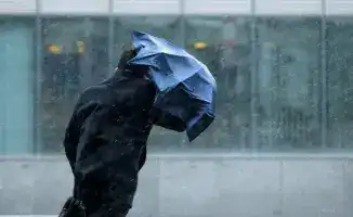 Астану ожидает снежный шторм: спасатели призывают жителей быть осторожными