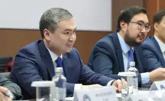 Министр промышленности и строительства Казахстана встретился с Послом Канады для обсуждения двустороннего сотрудничества