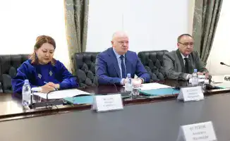 Дмитрий Малахов и Алихан Байменов обсудили пути повышения прозрачности и эффективности судейства на рабочей встрече