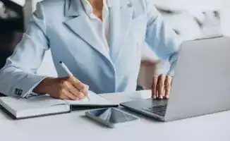 Увеличение доли женщин-предпринимателей в Астане: влияние на экономику и рынок труда