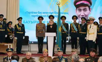 В Астане отметили 115-летие Бауыржана Момышулы с участием ветеранов и образовательных учреждений