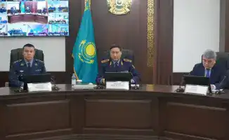 Обсуждение вопросов безопасности и дисциплины в полиции на встрече с заместителем министра внутренних дел