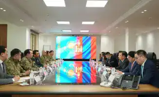 Министр Чингис Аринов встретился с заместителем премьер-министра Монголии Ганхуягом в Астане