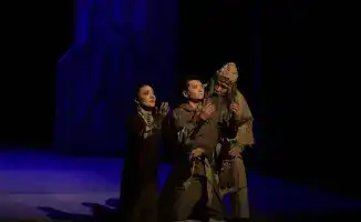 В Алматы отметили 100-летие Казахского национального театра с показом спектакля «Еңлік – Кебек»